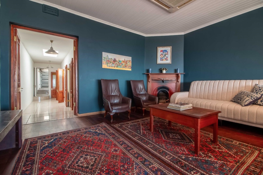 3 Bedroom Property for Sale in Zonnebloem Western Cape